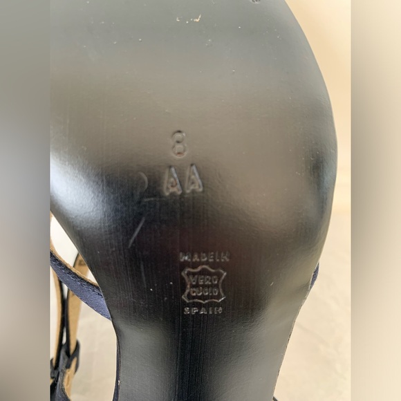 Vintage Kenneth Cole satin heels in navy, size 8AA (narrow), never worn. - Picture 7 of 8